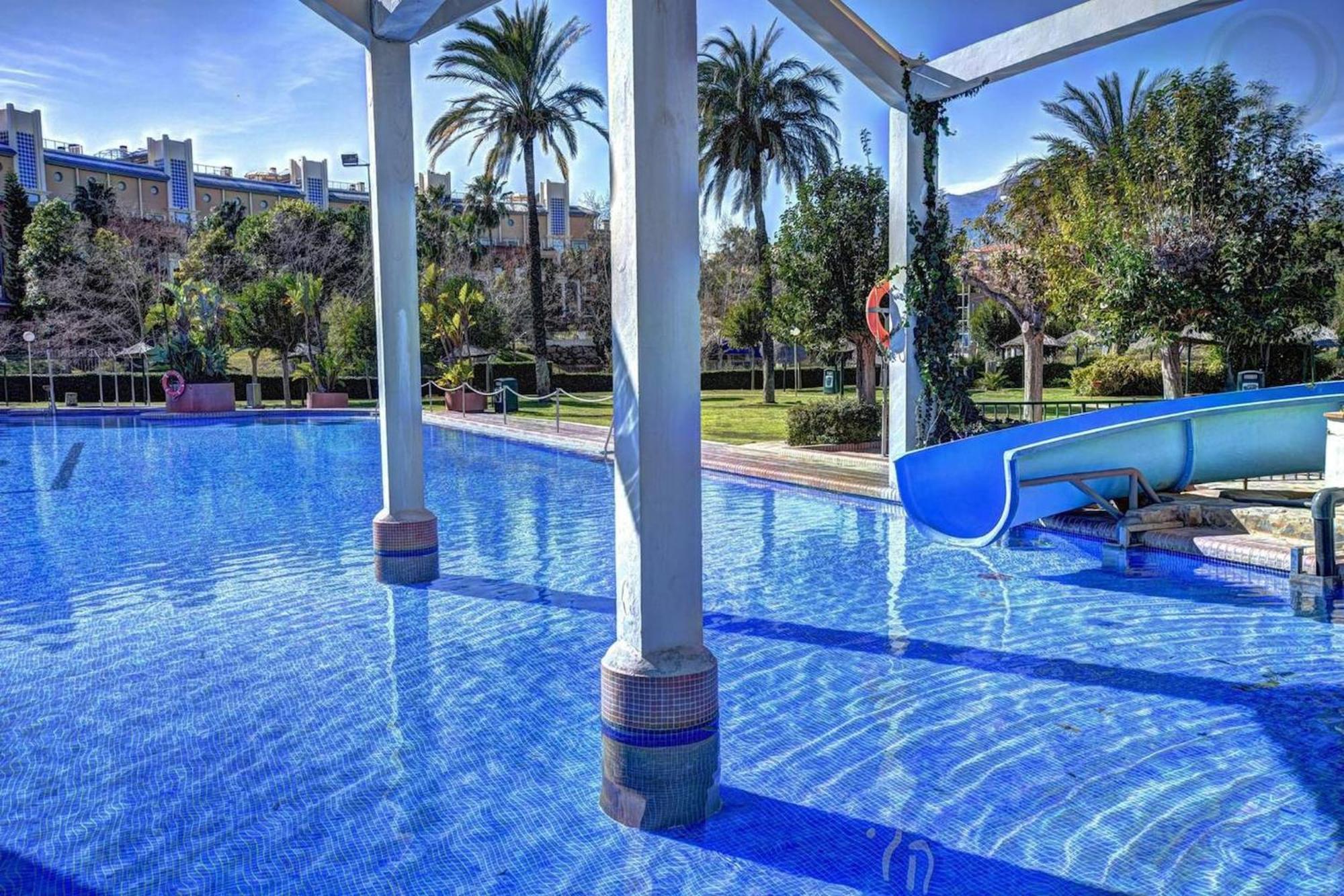 Benalbeach Apartment With Water Park Benalmádena Dış mekan fotoğraf